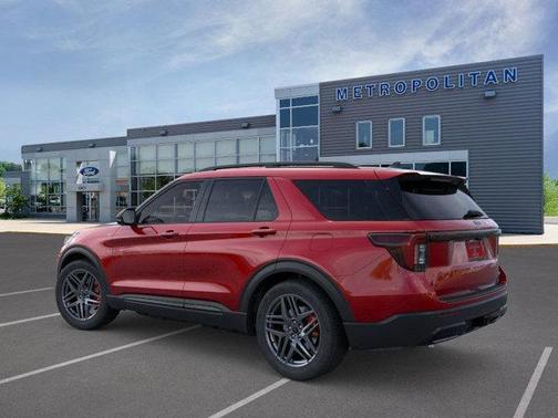 2025 Ford Explorer ST-Line
