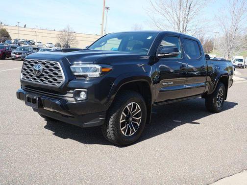 Midnight Black Metallic 2022 Toyota Tacoma TRD Sport