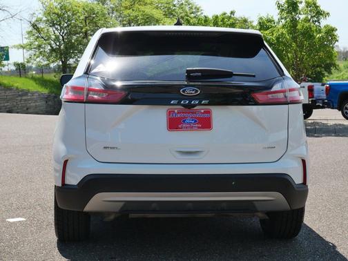 Oxford White 2024 Ford Edge SEL