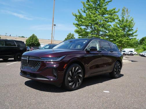 Diamond Red Metallic Tinted Clearcoat 2025 Lincoln Nautilus Black Label