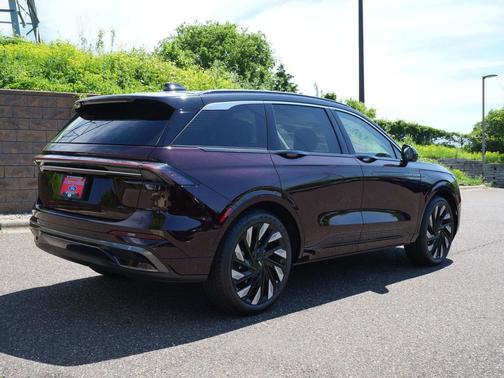 Diamond Red Metallic Tinted Clearcoat 2025 Lincoln Nautilus Black Label
