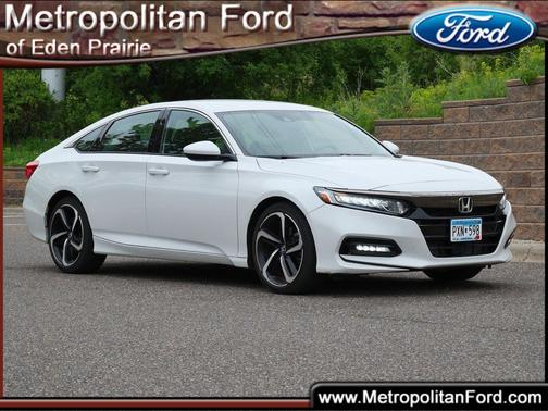 Platinum White Pearl 2018 Honda Accord Sport