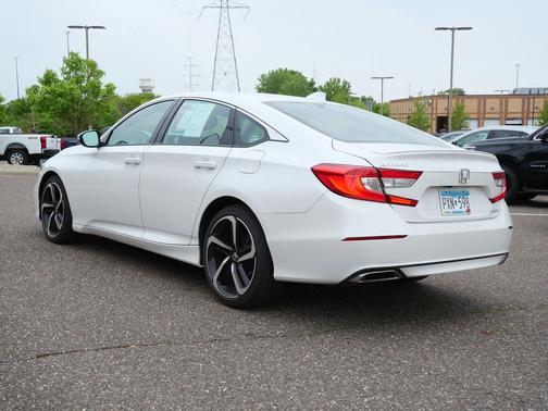 Platinum White Pearl 2018 Honda Accord Sport