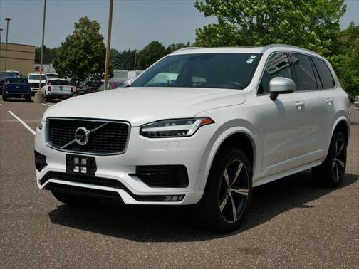 2019 Volvo XC90 T6 R-Design