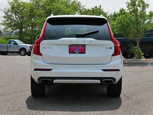 2019 Volvo XC90 T6 R-Design