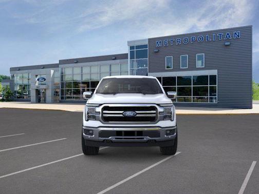Star White Metallic Tri-Coat 2026 Ford F-150 Lariat