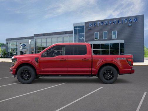 Ruby Red Metallic Tinted Clearcoat 2026 Ford F-150 XLT