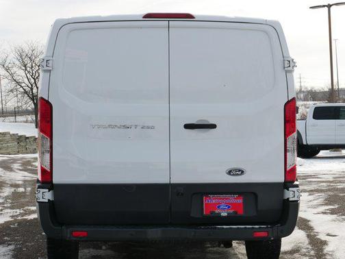 2015 Ford Transit-250 Base
