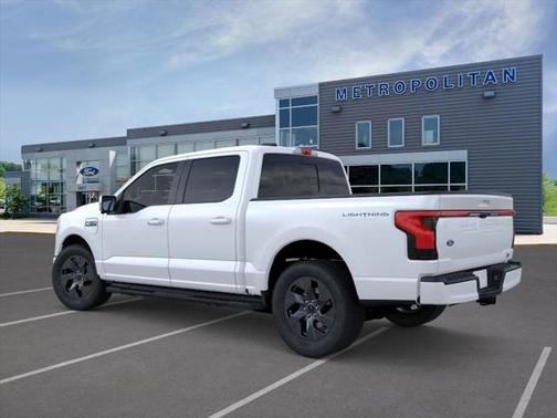 2025 Ford F-150 Lightning LARIAT