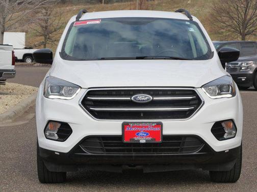 Oxford White 2019 Ford Escape SE