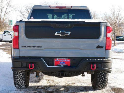 2024 Chevrolet Silverado 1500 ZR2