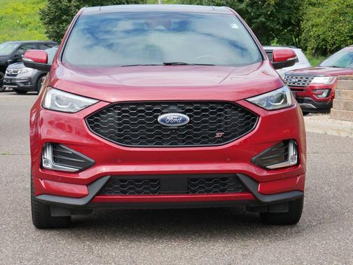 2022 Ford Edge ST