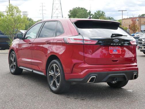 2022 Ford Edge ST