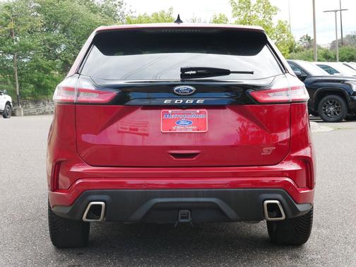 2022 Ford Edge ST