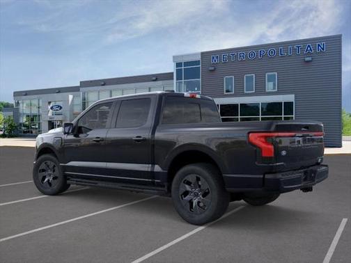 2025 Ford F-150 Lightning LARIAT