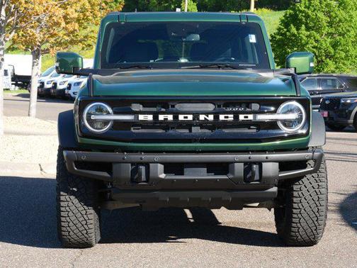 Eruption Green Metallic 2023 Ford Bronco Outer Banks