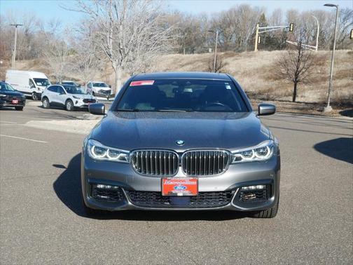 2016 BMW 750 i xDrive