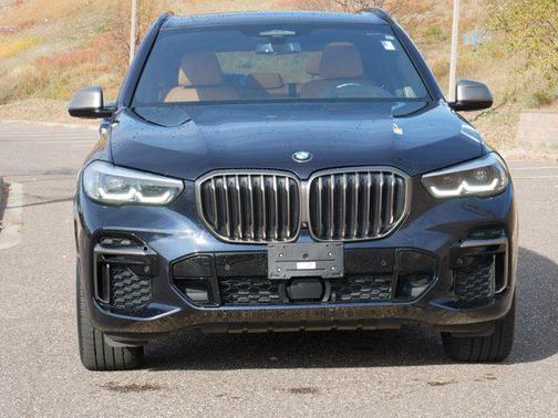 2022 BMW X5 M50i