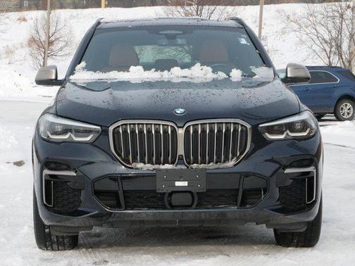 2022 BMW X5 M50i