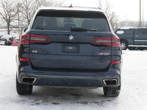 2022 BMW X5 M50i