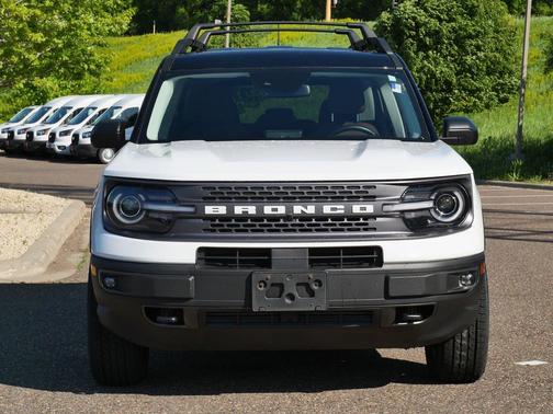 Oxford White 2023 Ford Bronco Sport Badlands