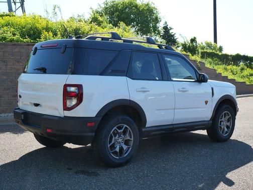 Oxford White 2023 Ford Bronco Sport Badlands
