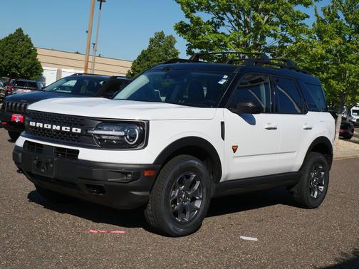 Oxford White 2023 Ford Bronco Sport Badlands