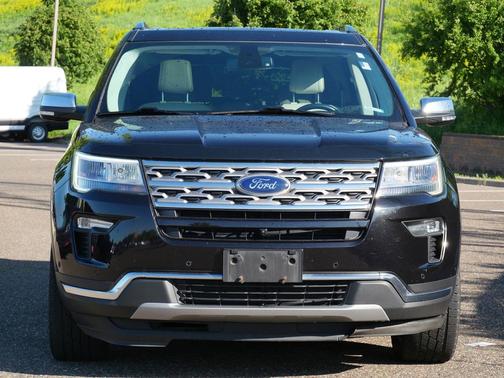 Agate Black Metallic 2019 Ford Explorer Limited