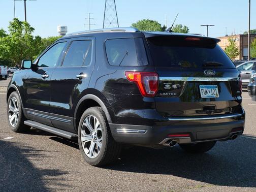 Agate Black Metallic 2019 Ford Explorer Limited