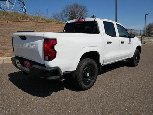 2024 Chevrolet Colorado WT