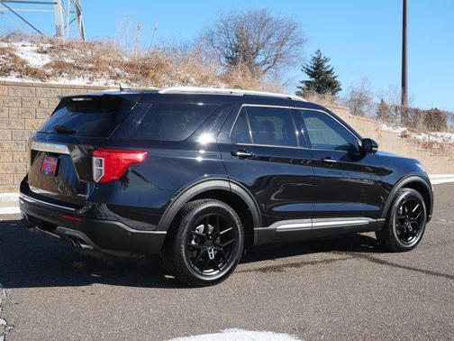 2021 Ford Explorer Platinum