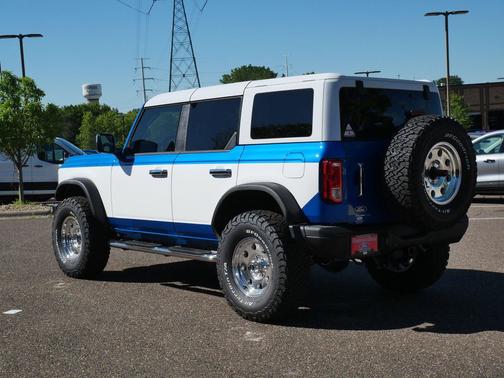 Velocity Blue Metallic 2026 Ford Bronco Heritage Edition