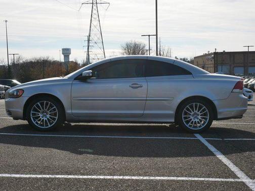 2009 Volvo C70 T5 M (Retail Only)