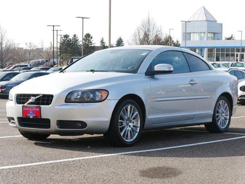 2009 Volvo C70 T5 M (Retail Only)