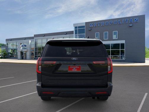 Agate Black Metallic 2026 Ford Expedition Max Platinum