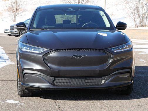 2021 Ford Mustang Mach-E California Route 1