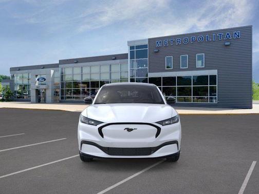 Star White Metallic Tri-Coat 2026 Ford Mustang Mach-E Premium