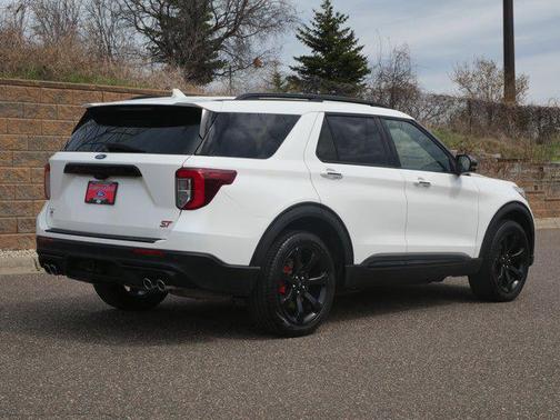 Star White Metallic Tri-Coat 2023 Ford Explorer ST