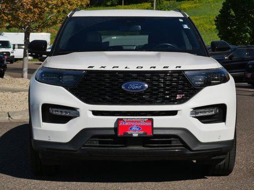 Star White Metallic Tri-Coat 2023 Ford Explorer ST