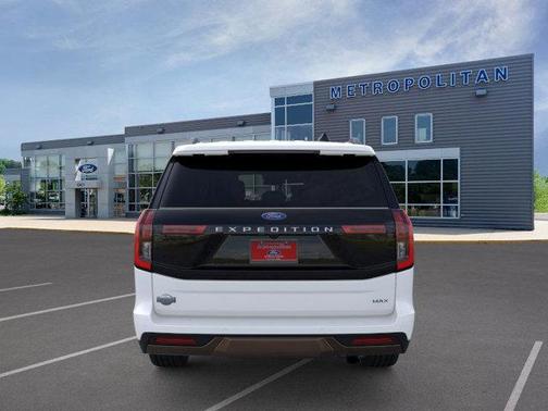 Star White Metallic Tri-Coat 2026 Ford Expedition Max King Ranch