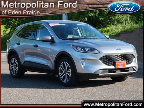 Iconic Silver Metallic 2022 Ford Escape SEL