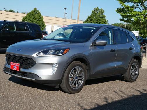 Iconic Silver Metallic 2022 Ford Escape SEL