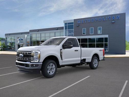 2026 Ford F-350 XLT