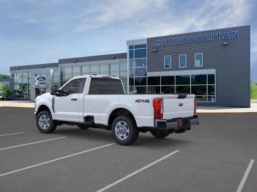 2026 Ford F-350 XLT