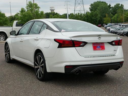 2020 Nissan Altima SR Intelligent AWD