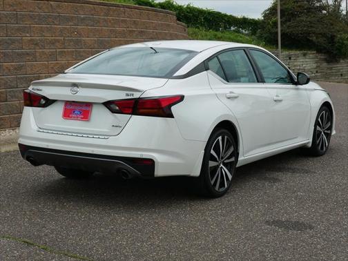 2020 Nissan Altima SR Intelligent AWD
