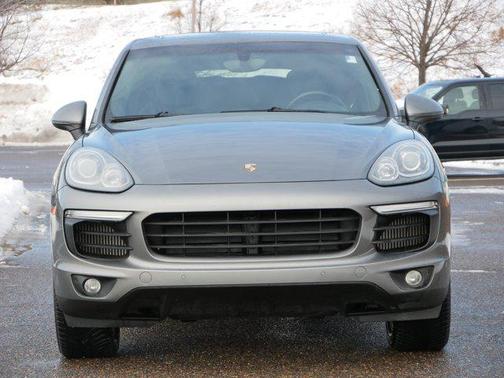 2017 Porsche Cayenne S