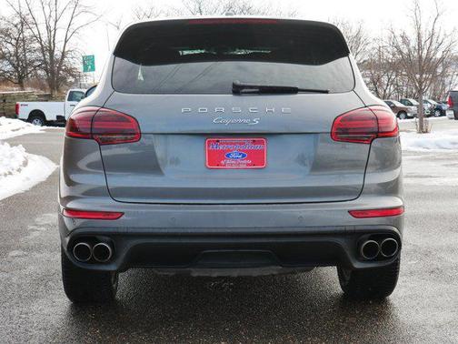 2017 Porsche Cayenne S