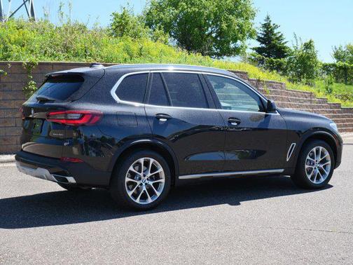 Black Sapphire Metallic 2022 BMW X5 xDrive40i