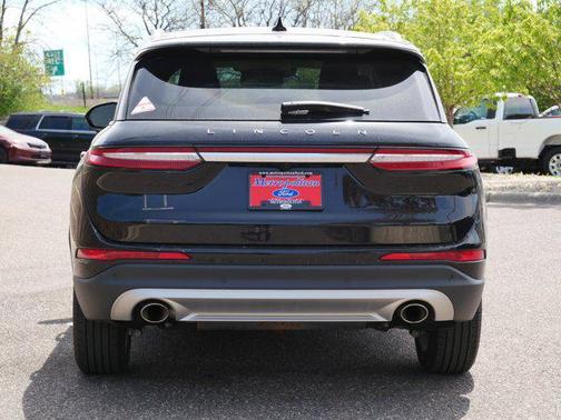 Infinite Black Metallic Clearcoat 2023 Lincoln Corsair Reserve